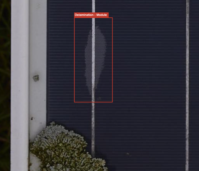 Delamination on module surface